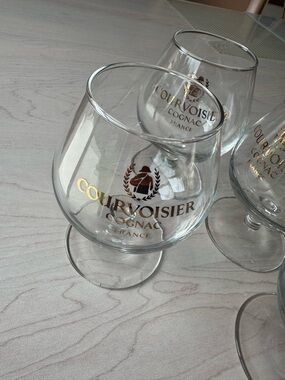 NEW! Set 4 Courvoisier Cognac France Gold Logo Stemmed Snifter Glasses Vintage